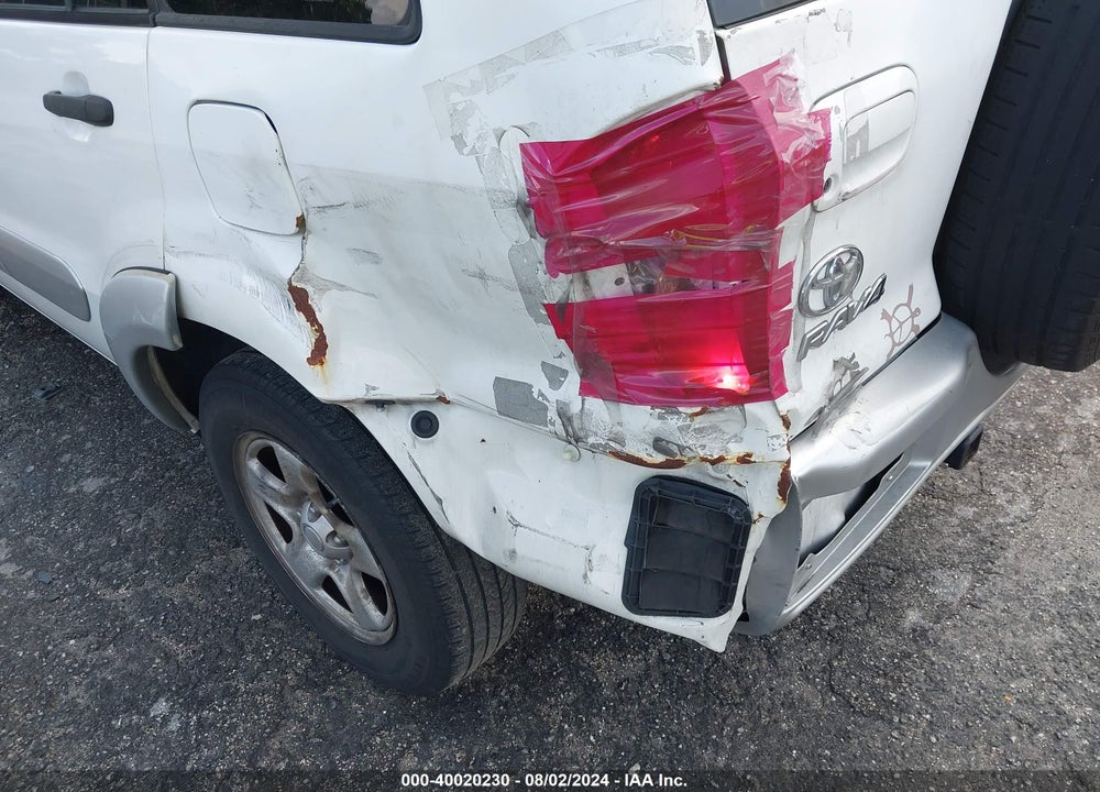 2004 TOYOTA RAV4 VIN: JTEGD20V840046056