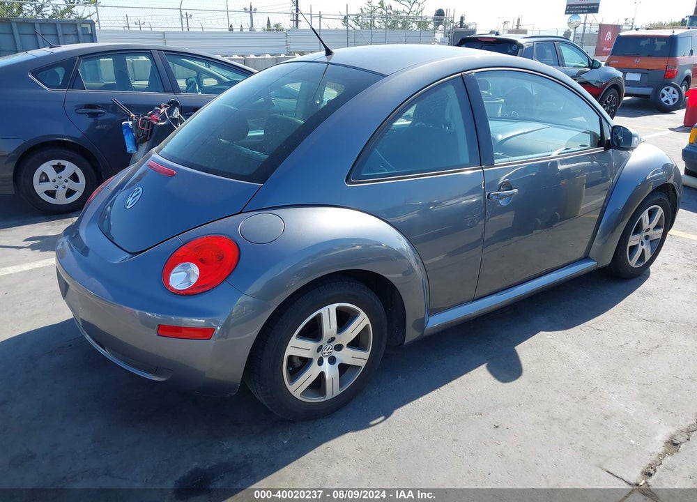 2006 VOLKSWAGEN NEW BEETLE VIN: 3VWPG31CX6M400462