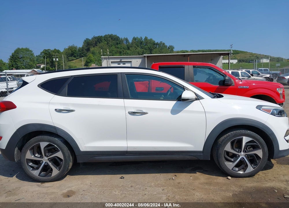 2016 HYUNDAI TUCSON LIMITED VIN: KM8J3CA26GU091240