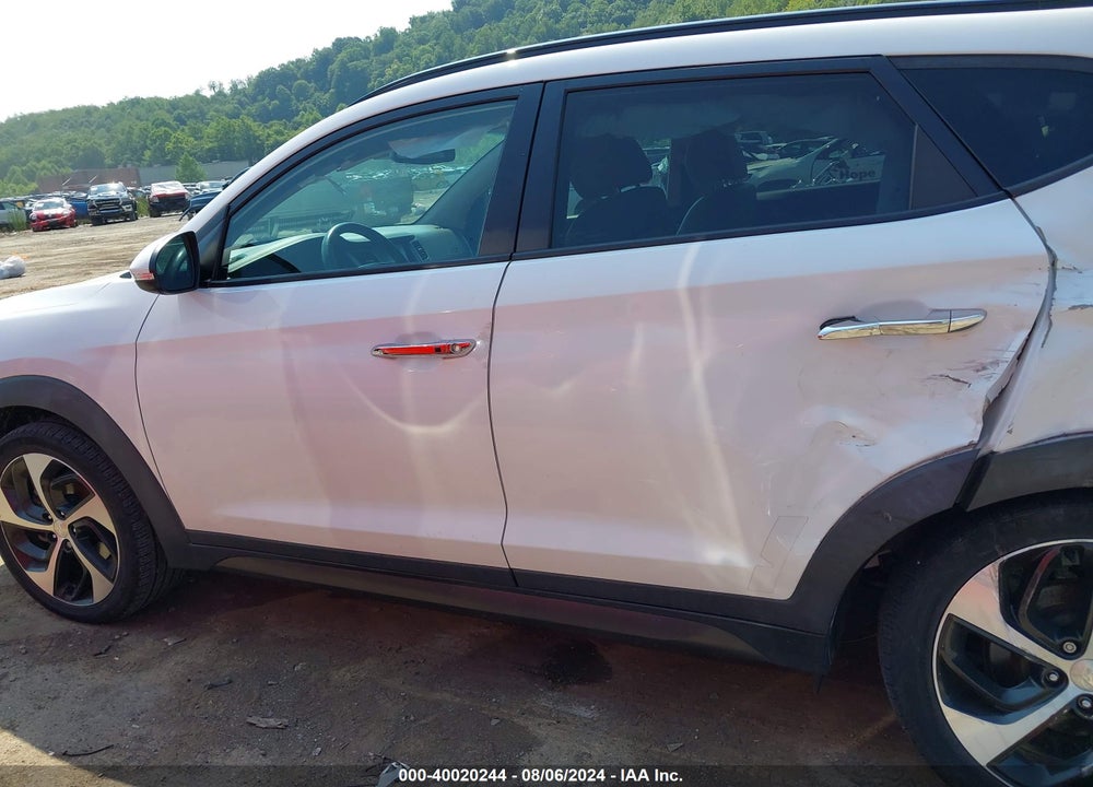 2016 HYUNDAI TUCSON LIMITED VIN: KM8J3CA26GU091240