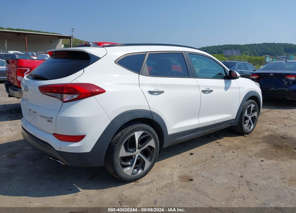 2016 HYUNDAI TUCSON LIMITED VIN: KM8J3CA26GU091240