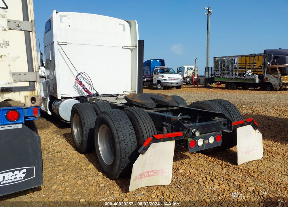 2014 KENWORTH T660 T660 VIN: 1XKADP9X8EJ391048