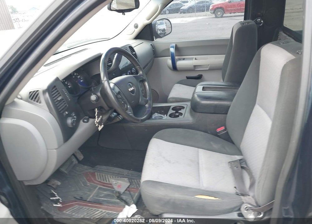 2009 GMC SIERRA 1500 WORK TRUCK VIN: 1GTEC14C09Z190575