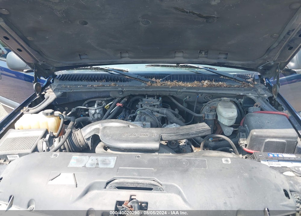 2003 CHEVROLET TAHOE LS VIN: 1GNEC13V73R192714