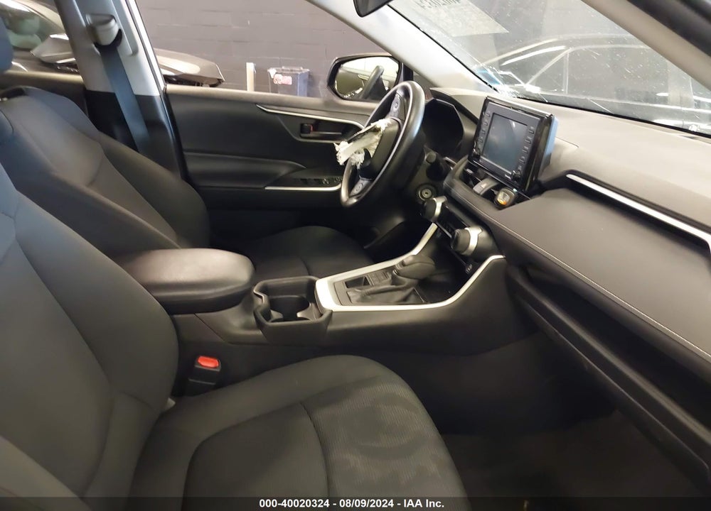 2021 TOYOTA RAV4 LE VIN: 2T3F1RFV1MC184625
