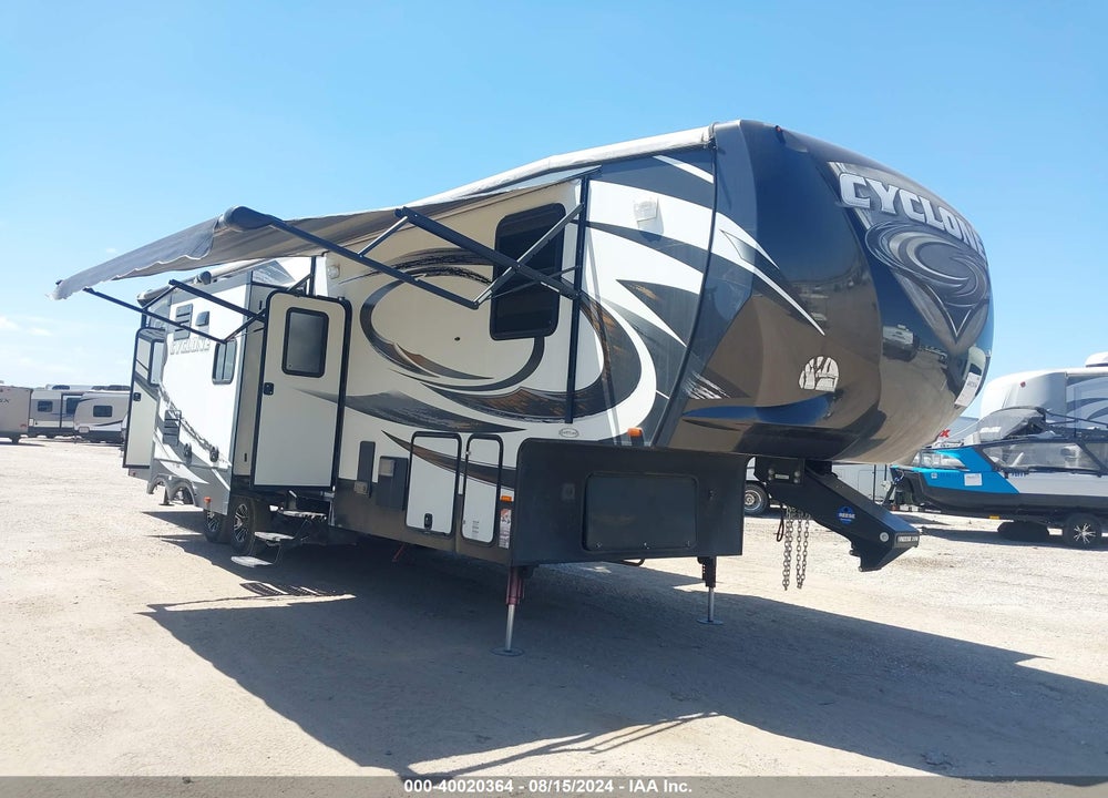 2015 HEARTLAND 3110 VIN: 5SFCG3826FE284338