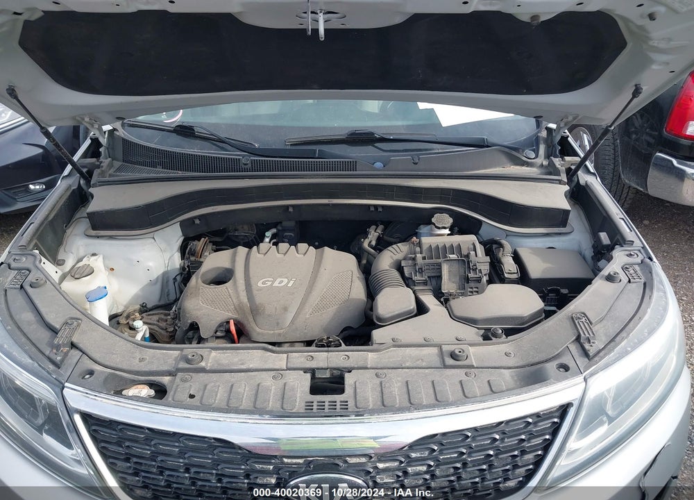 2014 KIA SORENTO LX VIN: 5XYKT4A61EG491481
