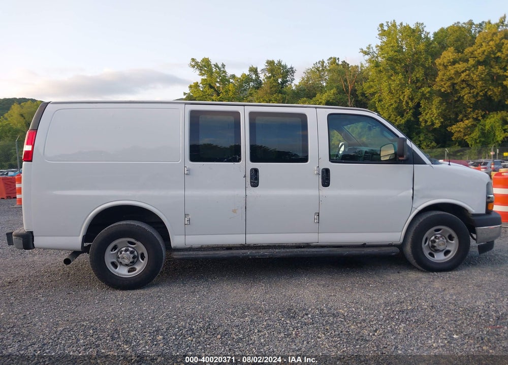 2020 CHEVROLET EXPRESS CARGO RWD 2500 REGULAR WHEELBASE WT VIN: 1GCWGAFG6L1166957