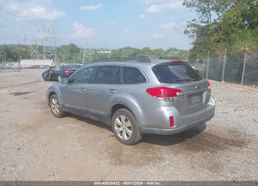 2010 SUBARU OUTBACK 2.5I LIMITED VIN: 4S4BRBKC8A3375793
