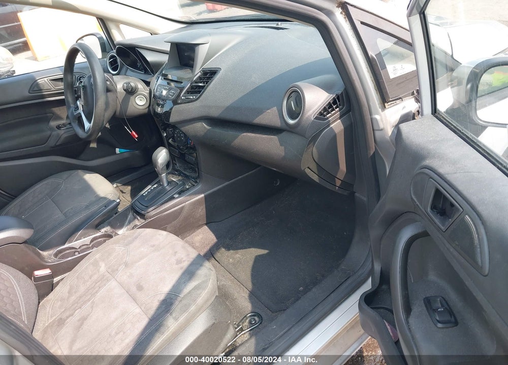 2019 FORD FIESTA SE VIN: 3FADP4BJ1KM137643