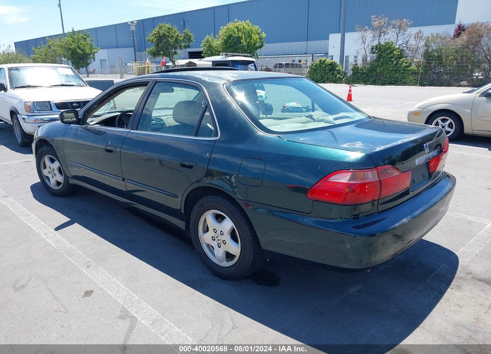 1999 HONDA ACCORD EX V6 VIN: 1HGCG1650XA044913
