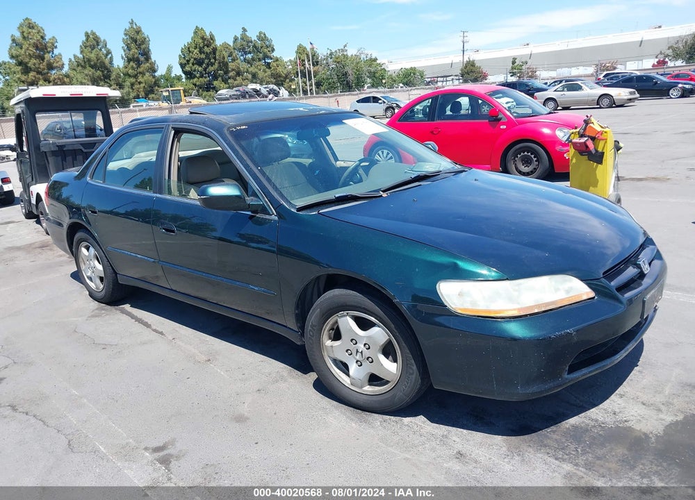 1999 HONDA ACCORD EX V6 VIN: 1HGCG1650XA044913