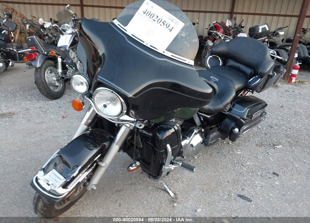 2009 HARLEY-DAVIDSON FLHTCU VIN: 1HD1FC4129Y687776