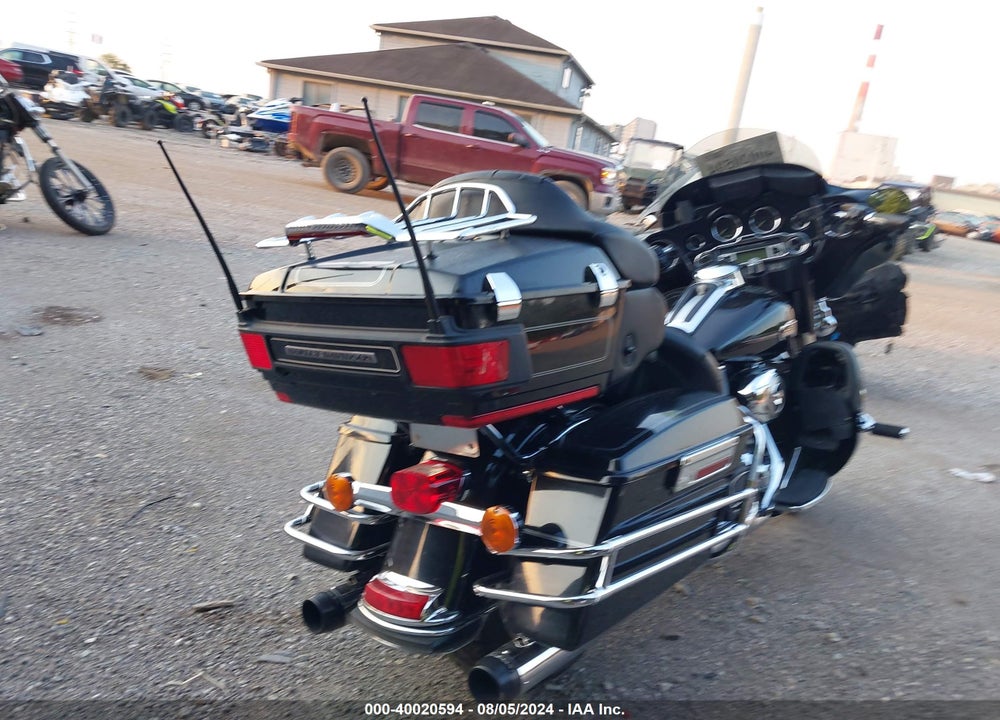 2009 HARLEY-DAVIDSON FLHTCU VIN: 1HD1FC4129Y687776
