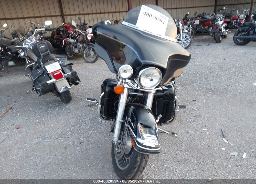 2009 HARLEY-DAVIDSON FLHTCU VIN: 1HD1FC4129Y687776