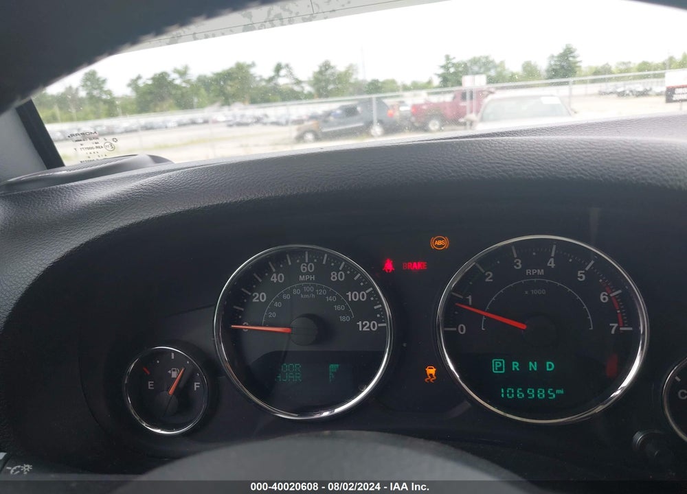 2016 JEEP WRANGLER UNLIMITED SAHARA VIN: 1C4BJWEG1GL113754