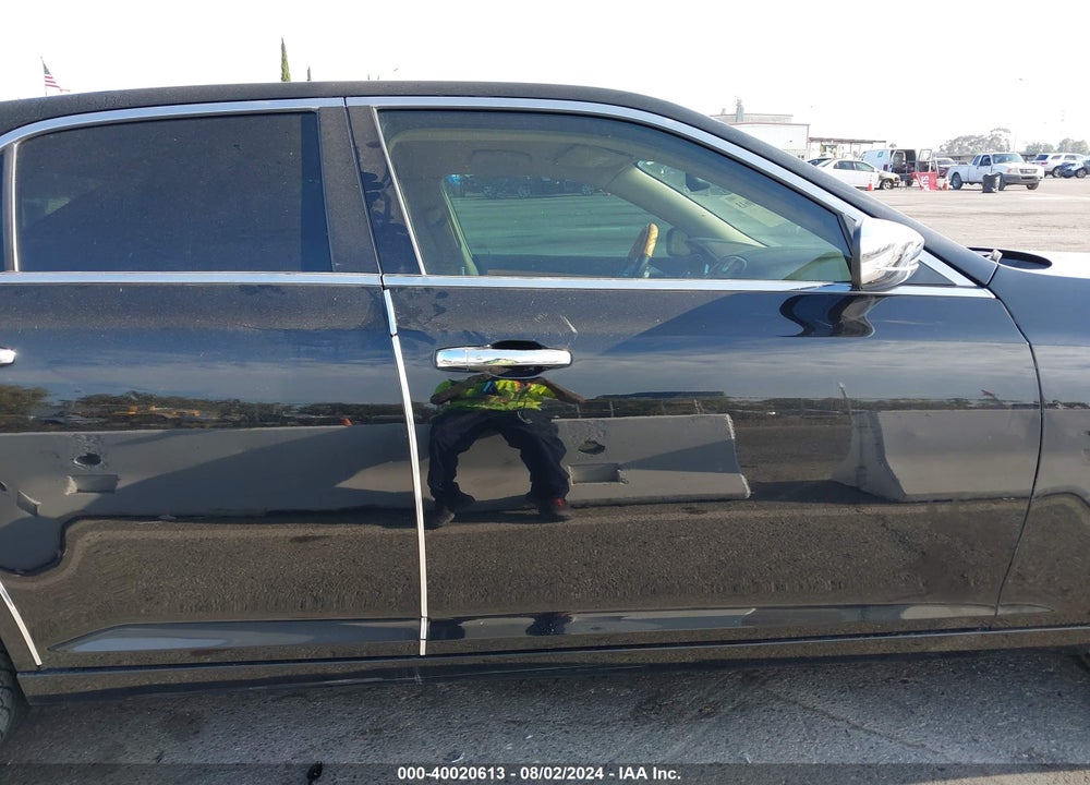 2014 CHRYSLER 300 VIN: 2C3CCAET2EH169862