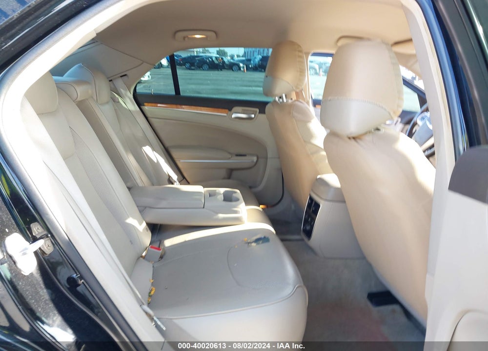 2014 CHRYSLER 300 VIN: 2C3CCAET2EH169862