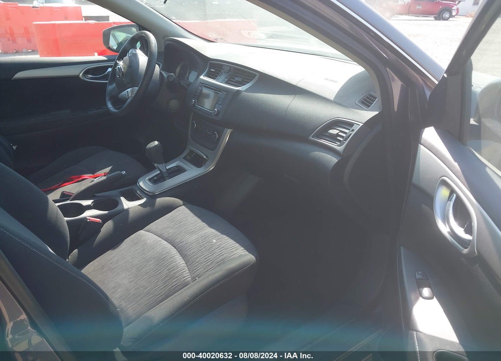 2015 NISSAN SENTRA SV VIN: 3N1AB7AP8FY305976