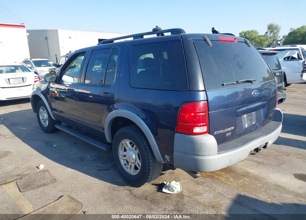 2002 FORD EXPLORER XLS VIN: 1FMZU72K82ZC57579