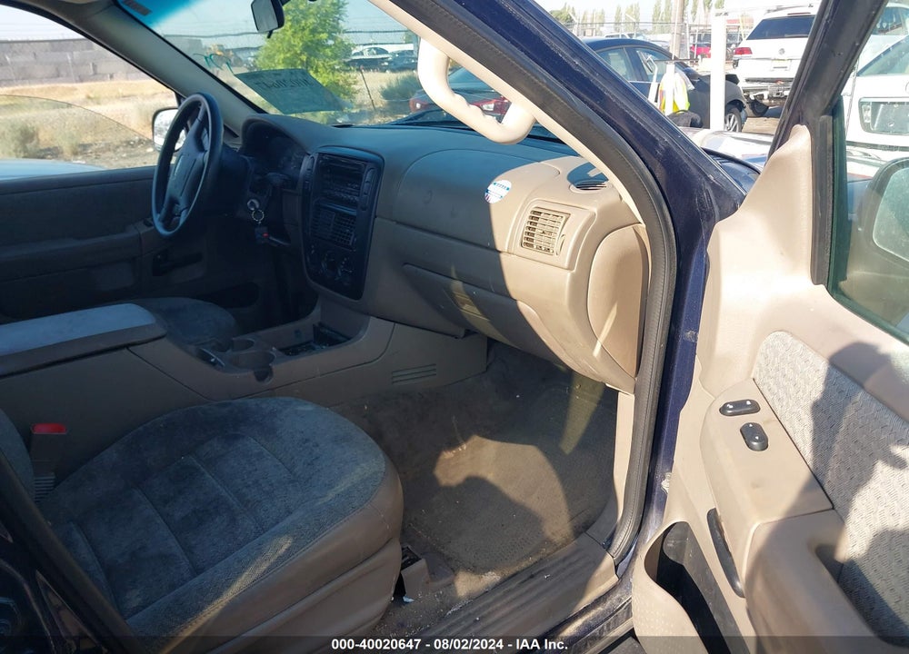 2002 FORD EXPLORER XLS VIN: 1FMZU72K82ZC57579