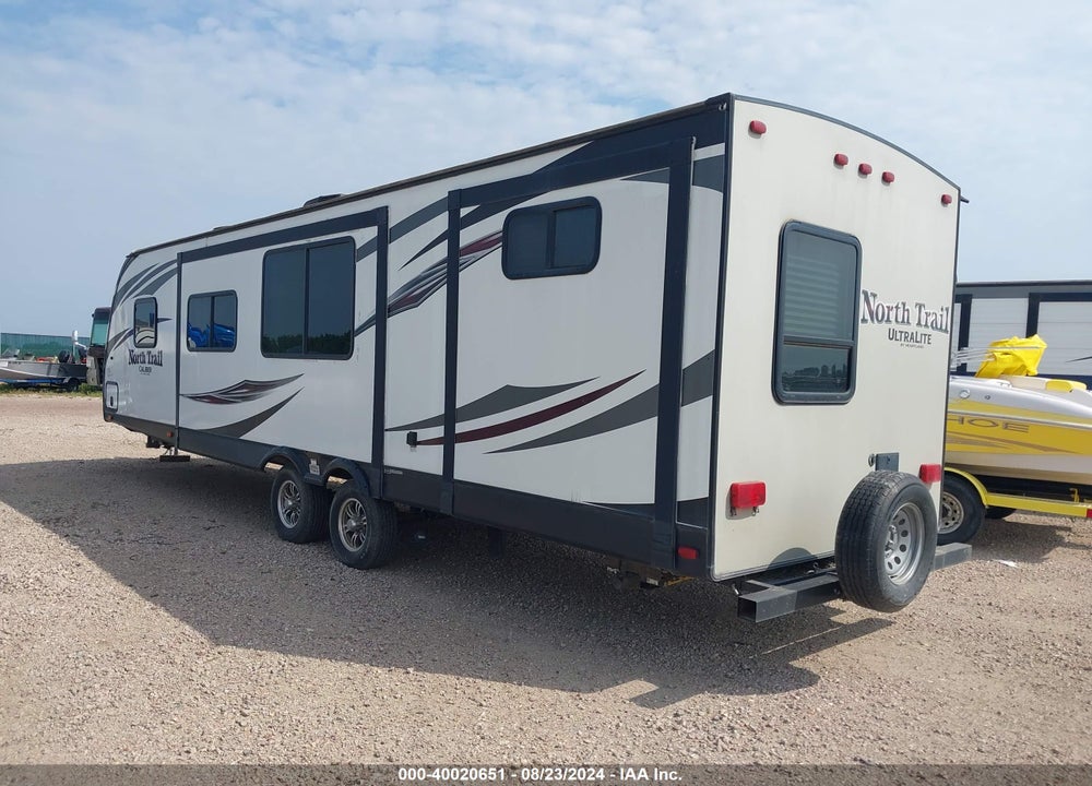 2016 NORTH TRAIL 32BUDS VIN: 5SFNB3520GE314852
