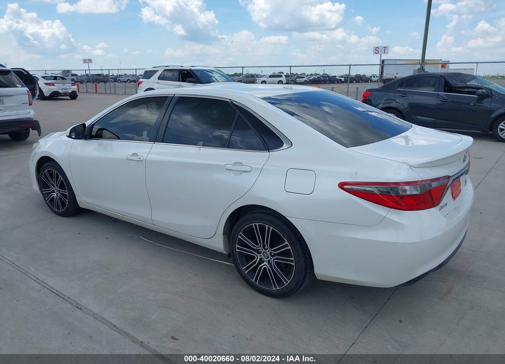 2016 TOYOTA CAMRY SE VIN: 4T1BF1FK9GU539690