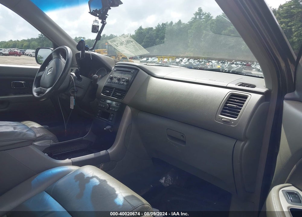 2006 HONDA PILOT EX-L VIN: 2HKYF18576H506363