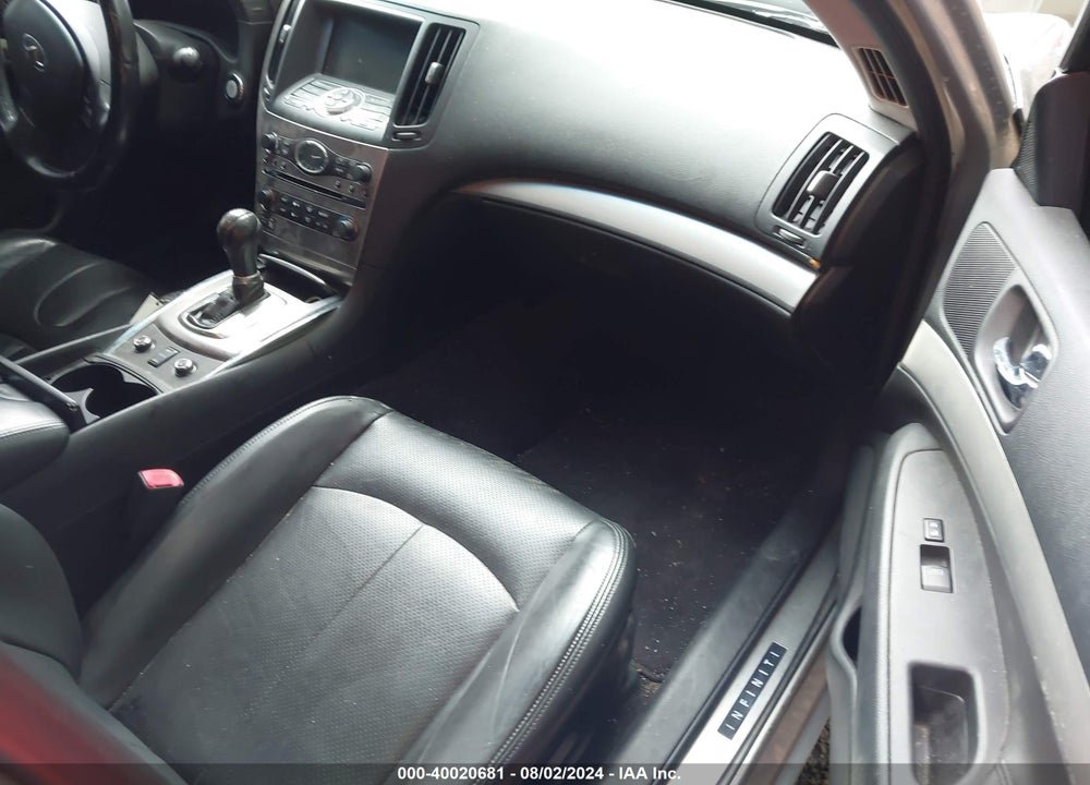 2011 INFINITI G37X VIN: JN1CV6AR0BM411590