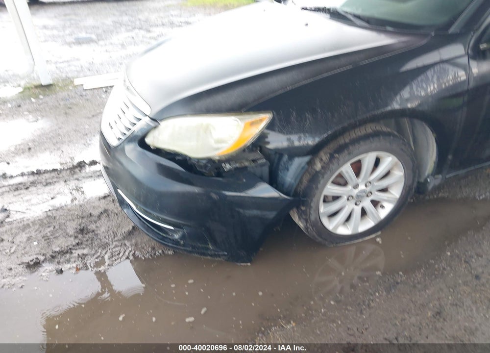 2013 CHRYSLER 200 VIN: 1C3CCBBB5DN600590