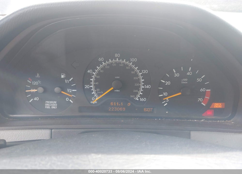 1998 MERCEDES-BENZ E 320 VIN: WDBJF65F0WA492159