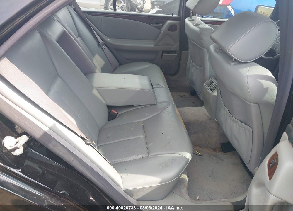 1998 MERCEDES-BENZ E 320 VIN: WDBJF65F0WA492159