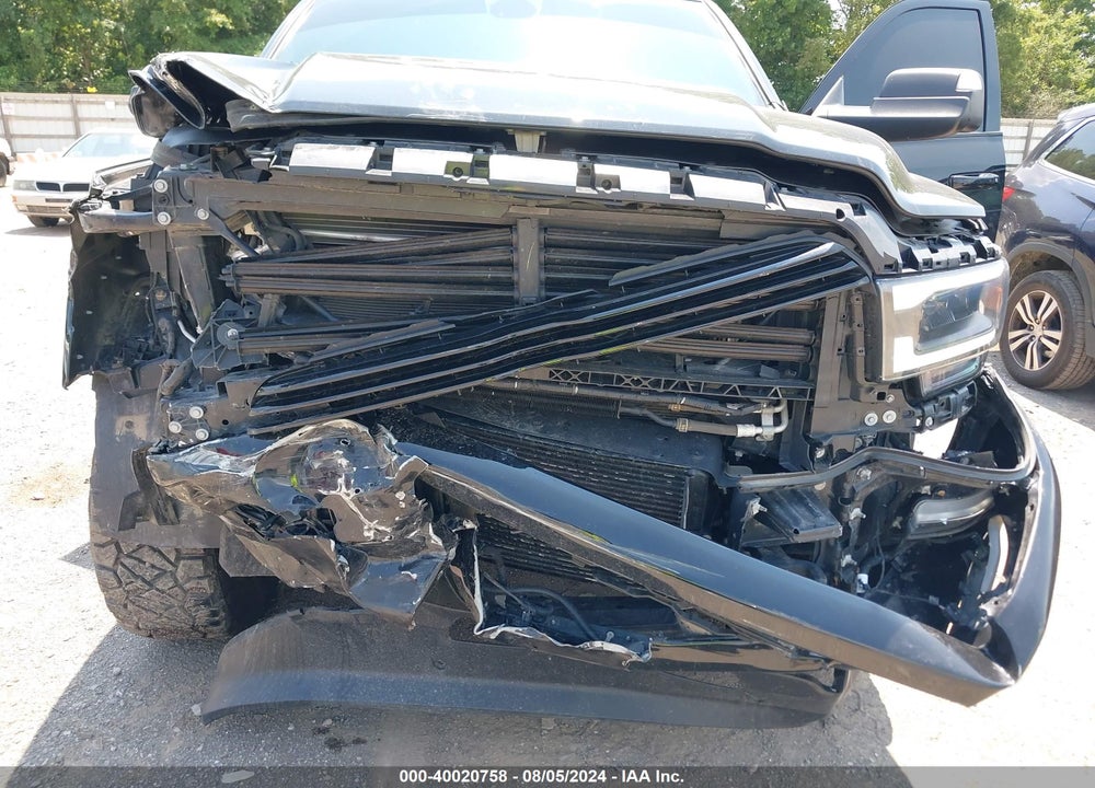 2020 RAM 2500 LAIE MEGA CAB 4X4 6'4 BOX VIN: 3C6UR5NL2LG198997
