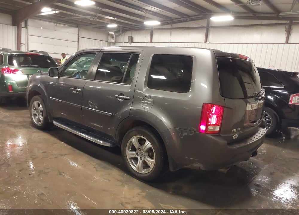 2015 HONDA PILOT EX-L VIN: 5FNYF4H56FB001091