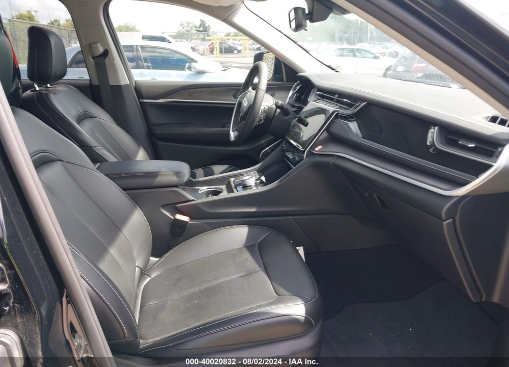 2024 JEEP GRAND CHEROKEE 4XE VIN: 1C4RJYB60RC721094