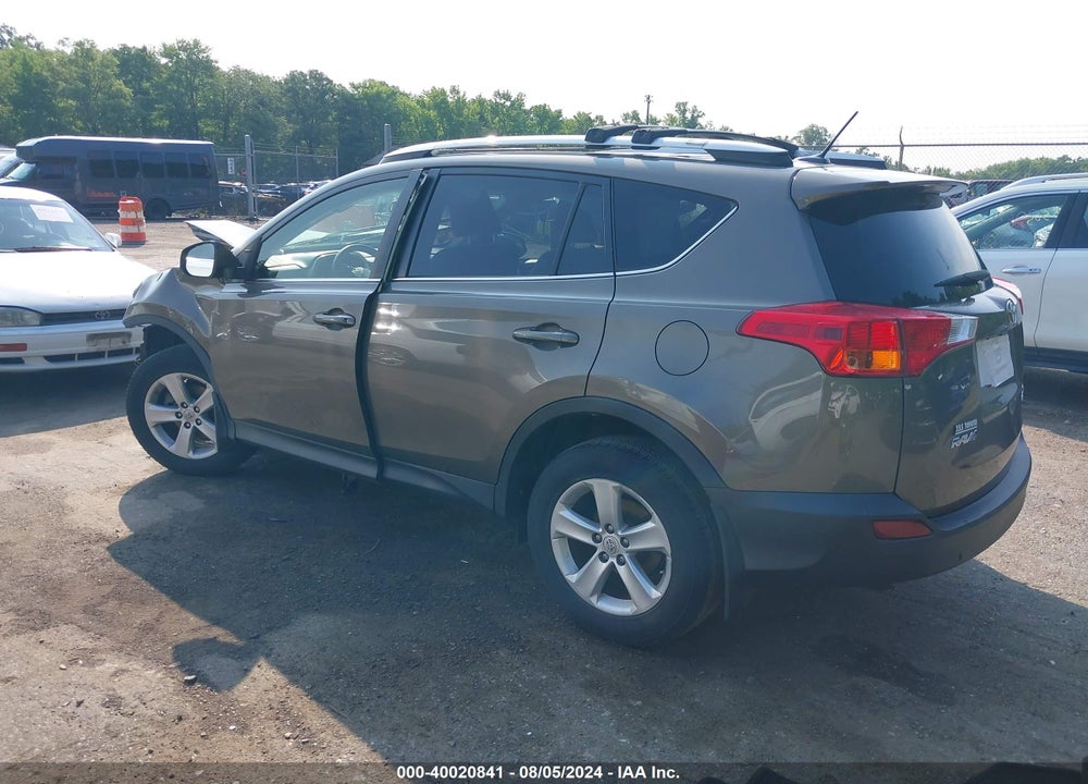 2014 TOYOTA RAV4 XLE VIN: JTMRFREV2ED065723