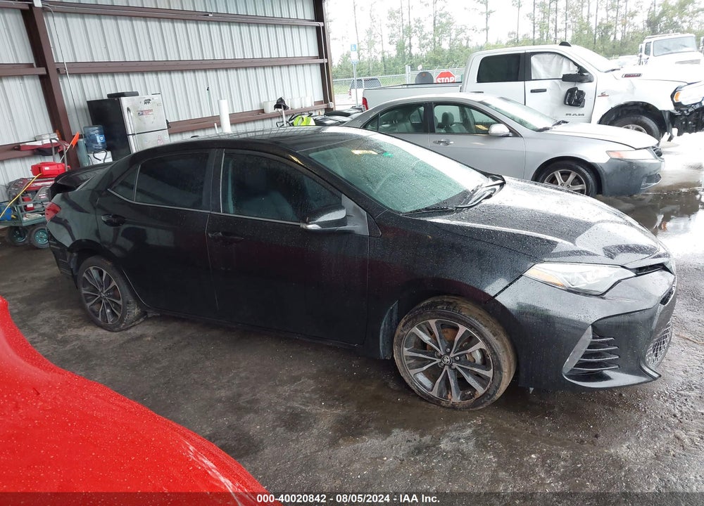 2018 TOYOTA COROLLA SE VIN: 5YFBURHE5JP767092