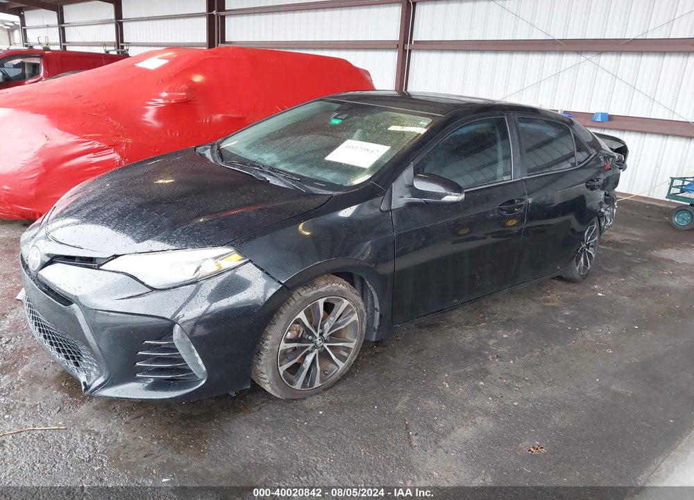 2018 TOYOTA COROLLA SE VIN: 5YFBURHE5JP767092