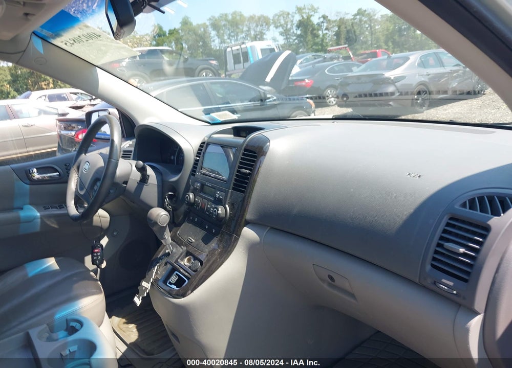 2011 KIA SEDONA EX VIN: KNDMH4C75B6383816