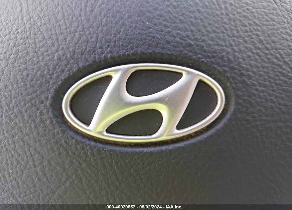 2008 HYUNDAI SANTA FE GLS VIN: 5NMSG73D18H212347
