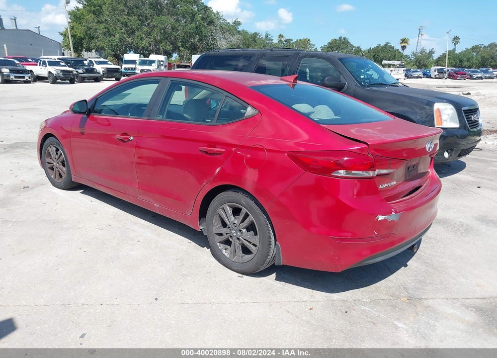 2017 HYUNDAI ELANTRA SE VIN: 5NPD84LF8HH082317