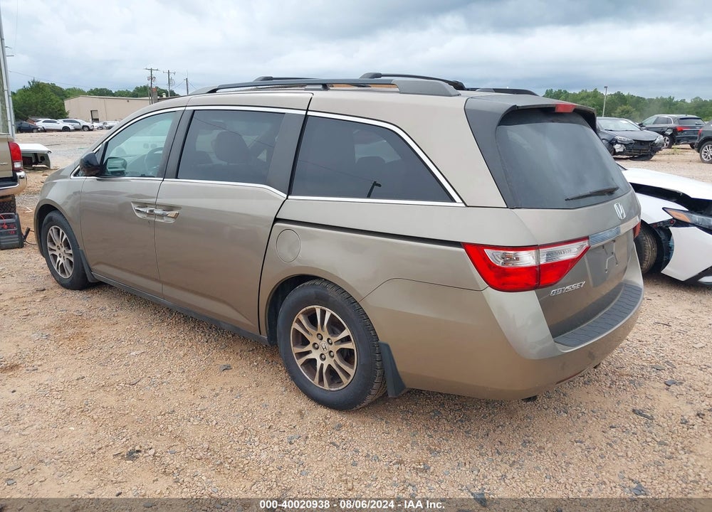 2011 HONDA ODYSSEY EX-L VIN: 5FNRL5H61BB042556