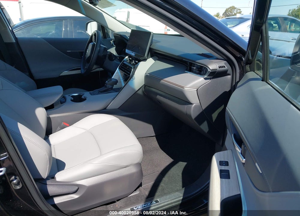 2024 TOYOTA VENZA XLE VIN: JTEAAAAH6RJ157319