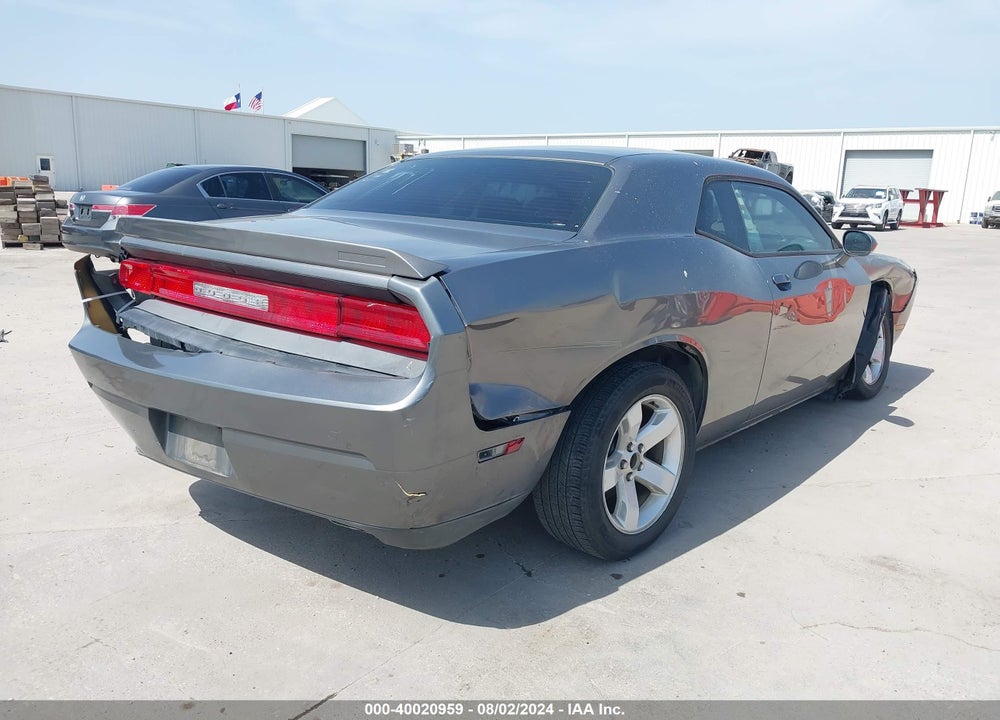 2011 DODGE CHALLENGER VIN: 2B3CJ4DG6BH570335