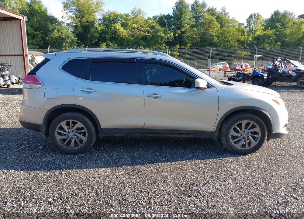 2015 NISSAN ROGUE SL VIN: 5N1AT2MV4FC888655