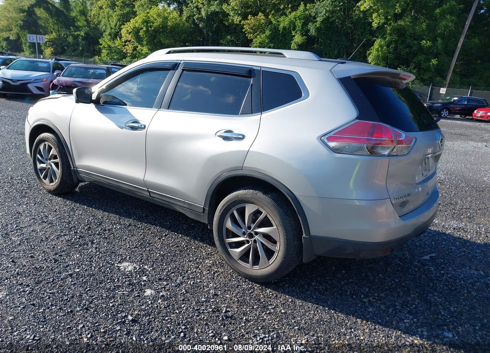 2015 NISSAN ROGUE SL VIN: 5N1AT2MV4FC888655