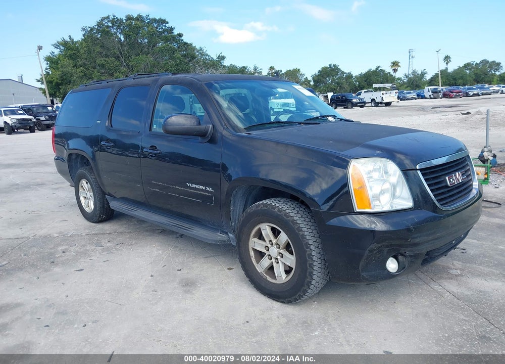 2013 GMC YUKON XL 1500 SLT VIN: 1GKS2KE77DR208046