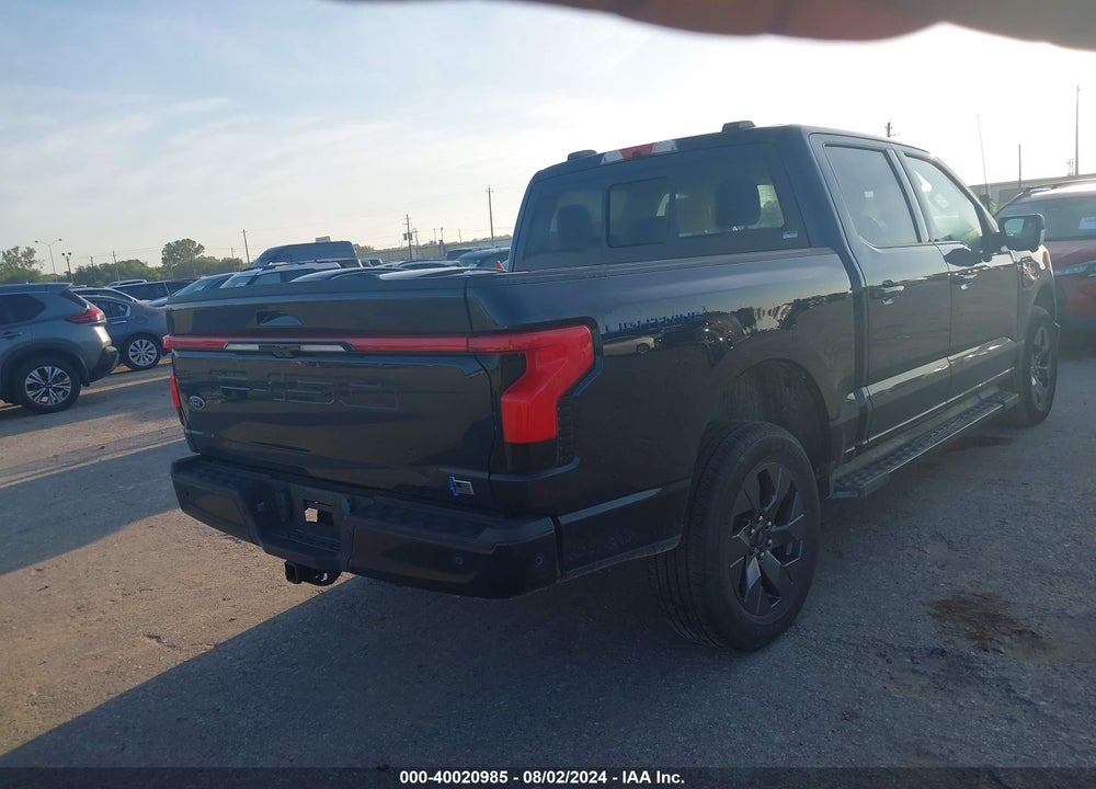 2022 FORD F-150 LIGHTNING LARIAT VIN: 1FTVW1EL5NWG15421