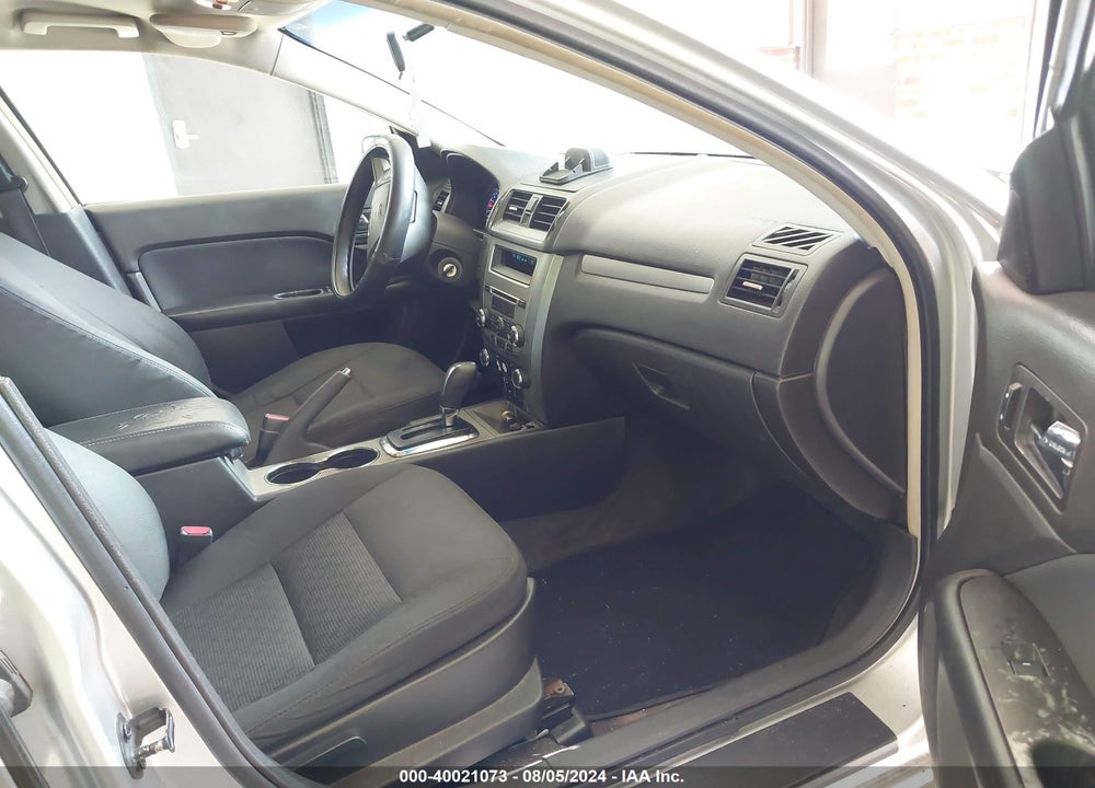 2011 FORD FUSION SE VIN: 3FAHP0HA9BR243665