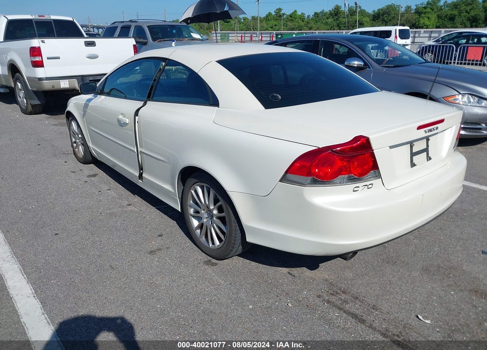 2007 VOLVO C70 T5 VIN: YV1MC68217J024615